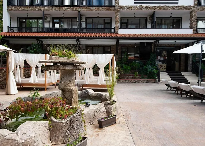 The Paradise 3* Primorszko