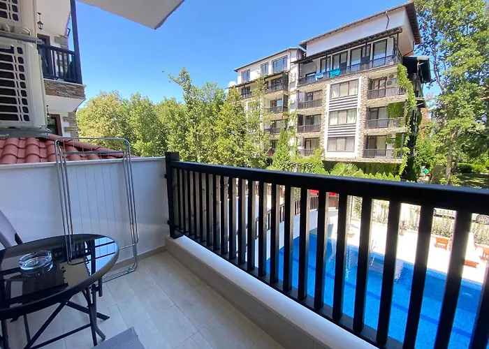 The Paradise 3* Primorszko