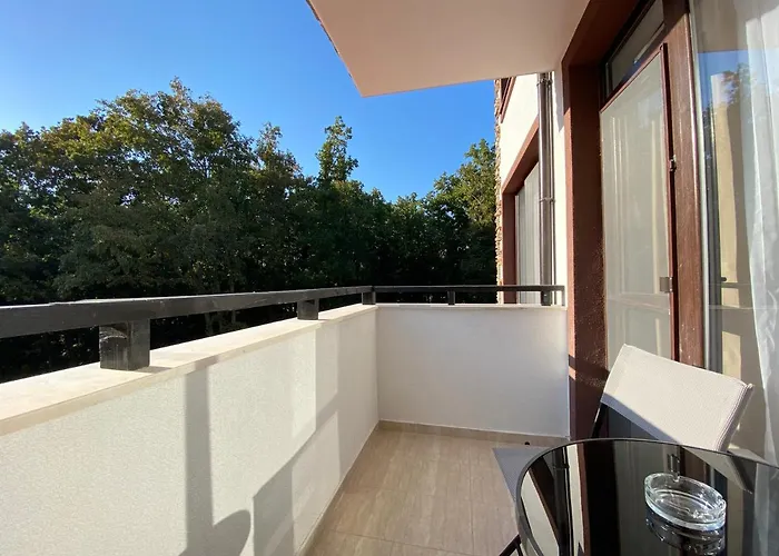 The Paradise Apartmanhotel 3*