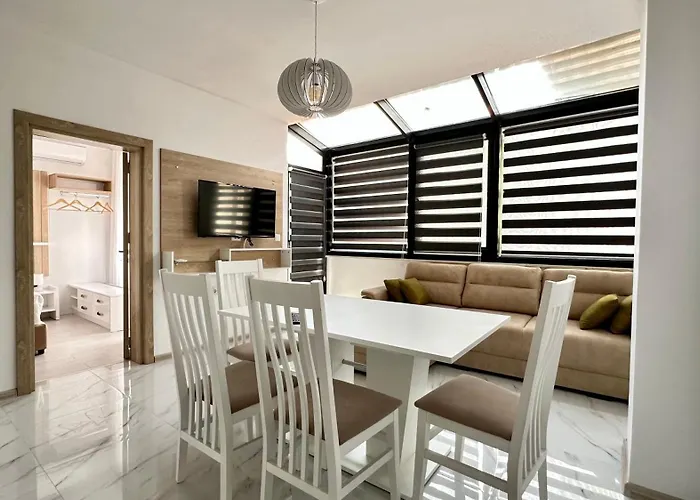 The Paradise Apartmanhotel 3*