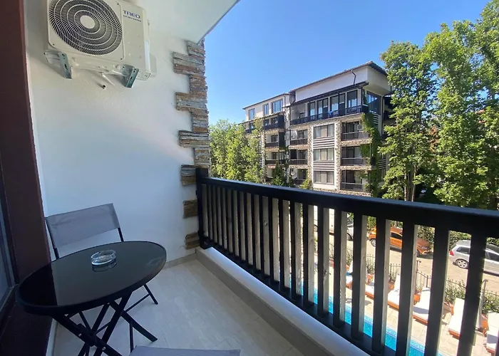 The Paradise Apartmanhotel 3*