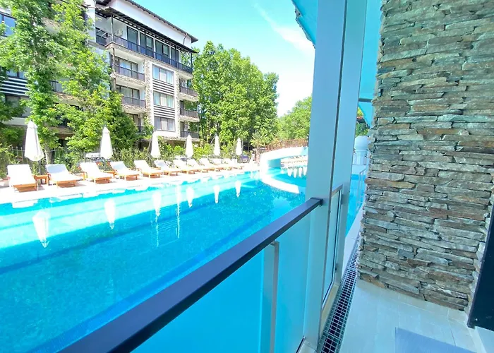 The Paradise Apartmanhotel 3*